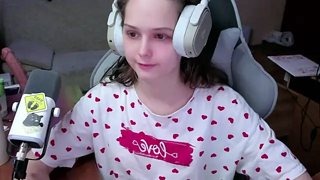 SharybbFace online show from February 6, 2026, 2:02 pm