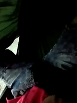 Snapshot of tailua05 chatting on April 12, 2026, 8:45 pm tailua05 online show from April 12, 2026, 8:45 pm