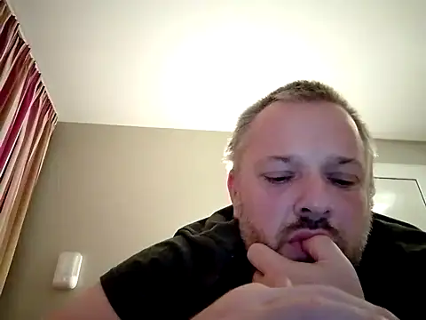 Yannor36 online show from September 17, 2025, 10:23 pm