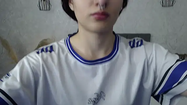 Sabriinaa Foxx online show from December 16, 2025, 1:37 pm