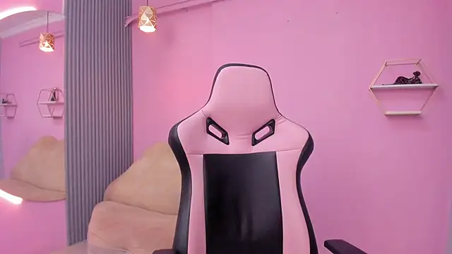 sofi  18  online show from April 6, 2026, 1:56 am