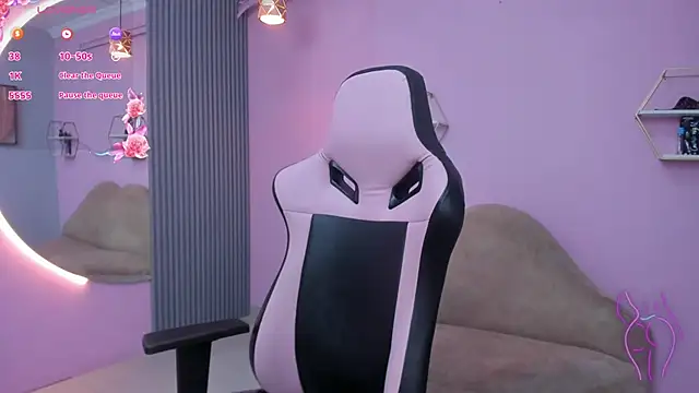 Snapshot of sofi__18_ chatting on February 3, 2026, 4:34 pm sofi 18 online show from February 3, 2026, 4:34 pm