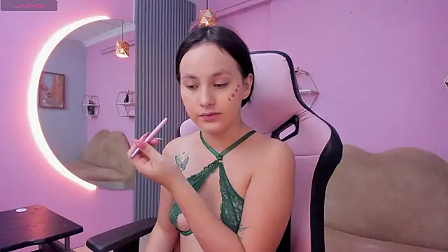 Snapshot of sofi__18_ chatting on February 11, 2026, 11:32 am sofi 18 online show from February 11, 2026, 11:32 am