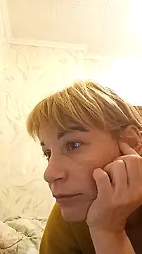 Snapshot of SweetKiss96 chatting on October 24, 2025, 6:29 pm SweetKiss96 online show from October 24, 2025, 6:29 pm