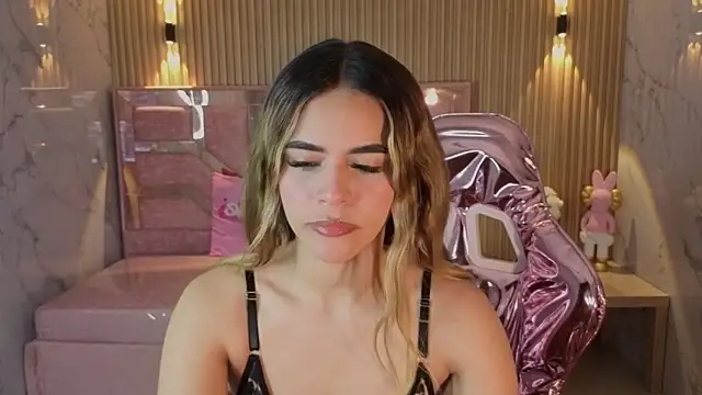 lilith4 s online show from February 12, 2026, 8:08 pm