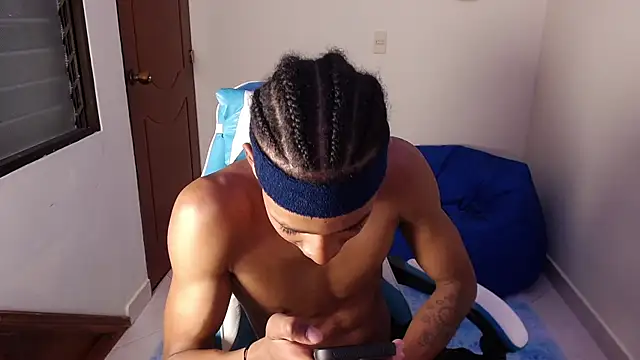 Snapshot of jordan_mm420 chatting on November 18, 2025, 10:13 pm jordan mm420 online show from November 18, 2025, 10:13 pm