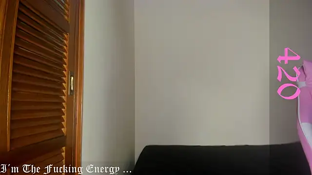 Snapshot of jordan_mm420 chatting on November 24, 2025, 9:59 pm jordan mm420 online show from November 24, 2025, 9:59 pm