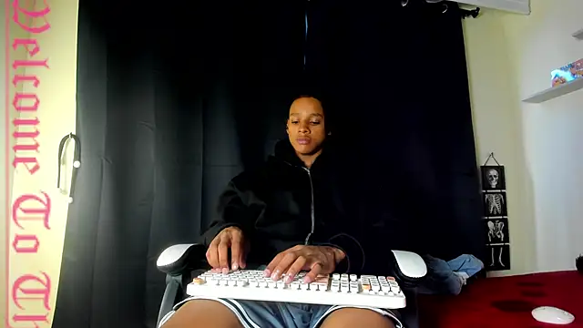 Snapshot of jordan_mm420 chatting on December 14, 2025, 11:49 am jordan mm420 online show from December 14, 2025, 11:49 am