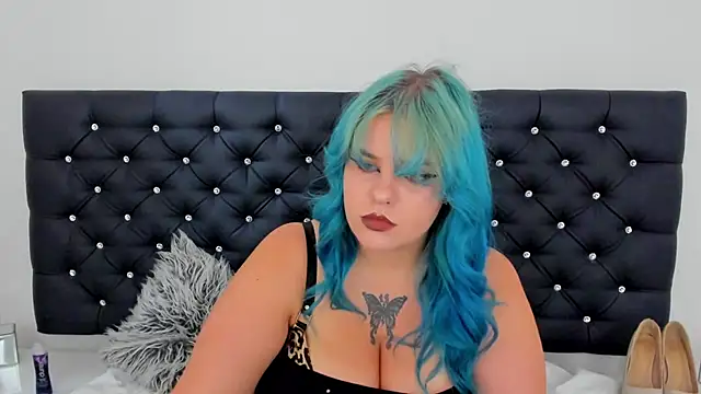 Snapshot of LunaWetPussy chatting on July 2, 2026, 1:28 pm LunaWetPussy online show from July 2, 2026, 1:28 pm