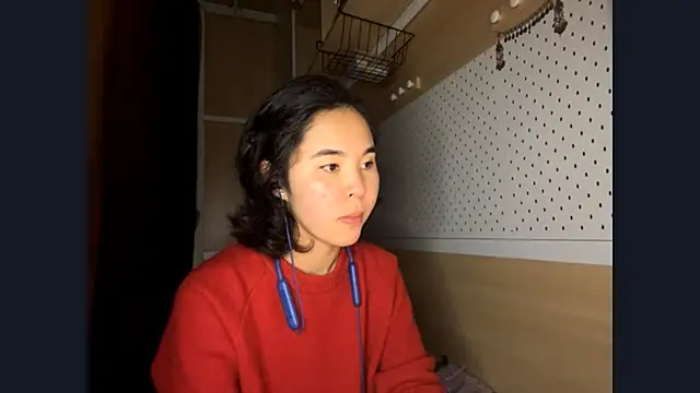 JennyCarpenter online show from April 23, 2026, 5:14 am