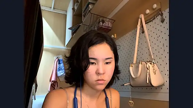 Snapshot of JennyCarpenter chatting on May 20, 2026, 7:49 am JennyCarpenter online show from May 20, 2026, 7:49 am
