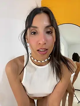 MaddyX   online show from September 20, 2025, 7:08 pm