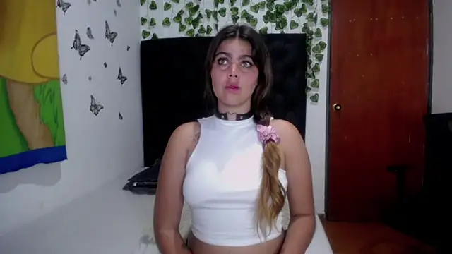 Snapshot of isabel_09 chatting on November 26, 2025, 3:28 am isabel 09 online show from November 26, 2025, 3:28 am