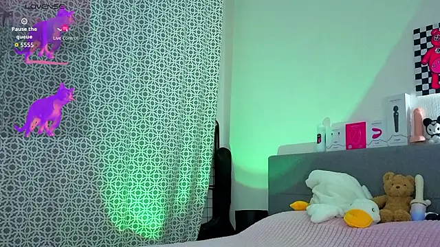 Snapshot of LilithPoison chatting on March 6, 2026, 6:25 pm LilithPoison online show from March 6, 2026, 6:25 pm