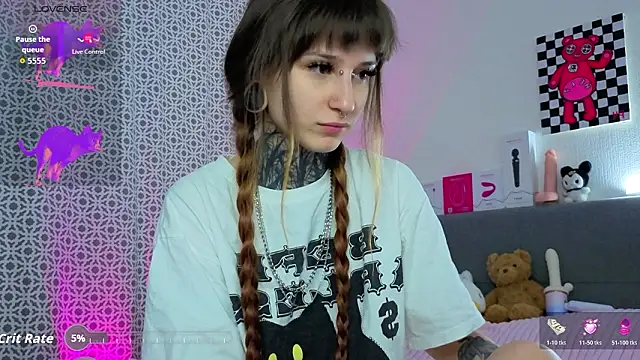 Snapshot of LilithPoison chatting on March 28, 2026, 6:20 pm LilithPoison online show from March 28, 2026, 6:20 pm