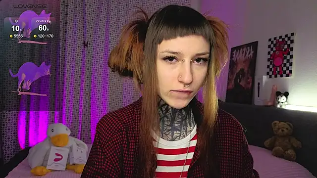 LilithPoison online show from November 2, 2025, 8:36 pm