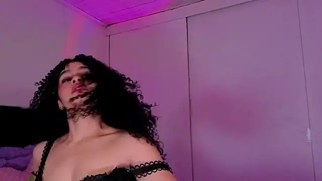 missvaneblake online show from May 19, 2026, 11:39 am