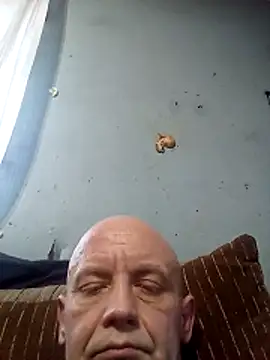 Jarektchurzewski online show from February 6, 2026, 2:46 pm