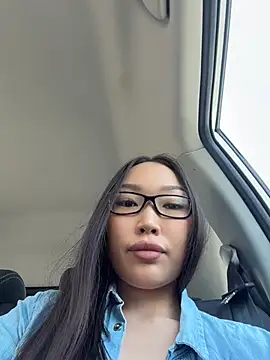 Snapshot of AdriaNochi chatting on July 11, 2026, 10:15 am AdriaNochi online show from July 11, 2026, 10:15 am