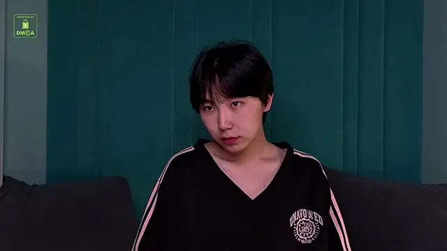 HeejinWang online show from May 31, 2026, 4:29 am