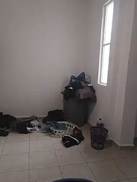 agnesvela online show from April 5, 2026, 10:38 pm