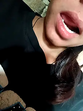 Aaisha-16 online show from March 29, 2026, 4:25 am