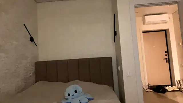 Snapshot of FavorLeila chatting on October 15, 2025, 2:03 pm FavorLeila online show from October 15, 2025, 2:03 pm