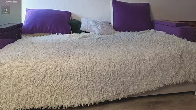 Gentle Ariel online show from April 6, 2026, 2:07 am