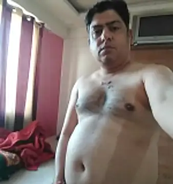 Love40777 online show from February 26, 2026, 2:55 am