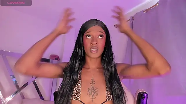Mia royal online show from July 23, 2026, 8:38 pm