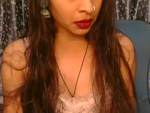 alaviya-19 online show from November 16, 2025, 4:39 am