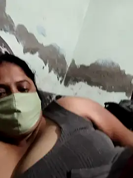 Mmm143 online show from February 13, 2026, 6:19 pm