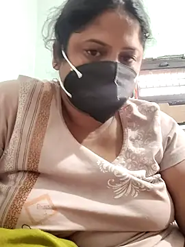 Mmm143 online show from September 28, 2025, 2:29 am