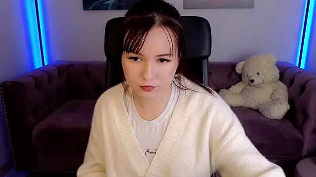 Snapshot of Aurora_Gilbert chatting on September 18, 2025, 11:02 am Aurora Gilbert online show from September 18, 2025, 11:02 am