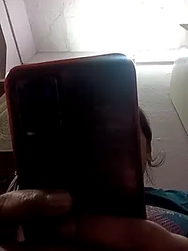 Snapshot of aliya-jaan71 chatting on October 27, 2025, 4:24 am aliya-jaan71 online show from October 27, 2025, 4:24 am