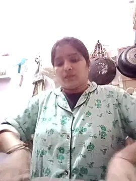 Snapshot of aliya-jaan71 chatting on November 12, 2025, 5:39 pm aliya-jaan71 online show from November 12, 2025, 5:39 pm