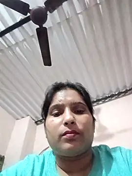 Snapshot of aliya-jaan71 chatting on November 18, 2025, 5:44 am aliya-jaan71 online show from November 18, 2025, 5:44 am