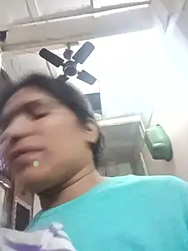 Snapshot of aliya-jaan71 chatting on November 17, 2025, 3:05 pm aliya-jaan71 online show from November 17, 2025, 3:05 pm