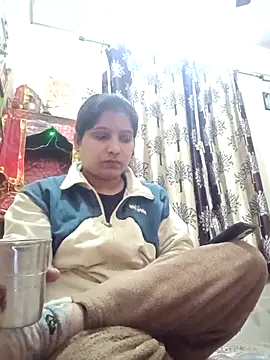 Snapshot of aliya-jaan71 chatting on December 19, 2025, 3:58 pm aliya-jaan71 online show from December 19, 2025, 3:58 pm