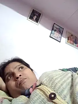 Snapshot of aliya-jaan71 chatting on November 29, 2025, 11:32 am aliya-jaan71 online show from November 29, 2025, 11:32 am