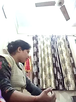 Snapshot of aliya-jaan71 chatting on January 12, 2026, 4:25 pm aliya-jaan71 online show from January 12, 2026, 4:25 pm