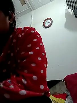 Snapshot of aliya-jaan71 chatting on February 11, 2026, 9:42 am aliya-jaan71 online show from February 11, 2026, 9:42 am