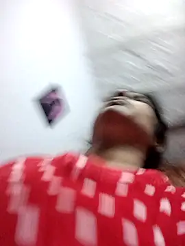 Snapshot of aliya-jaan71 chatting on December 5, 2025, 12:04 pm aliya-jaan71 online show from December 5, 2025, 12:04 pm