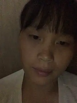 huong-18 online show from October 6, 2025, 2:51 pm