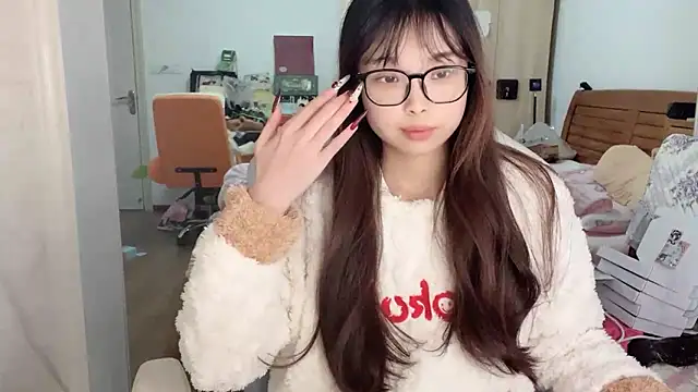 Snapshot of Akong11 chatting on December 19, 2025, 1:09 am Akong11 online show from December 19, 2025, 1:09 am