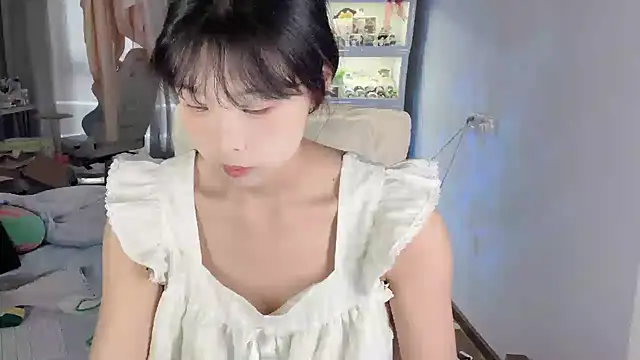 Snapshot of Akong11 chatting on June 10, 2026, 5:08 am Akong11 online show from June 10, 2026, 5:08 am
