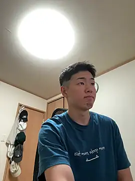 KAMESAN08 online show from April 28, 2026, 10:41 am