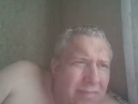 evulis1 online show from August 4, 2026, 2:21 pm