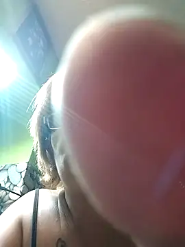 Snapshot of Ninus7 chatting on December 18, 2025, 5:28 pm Ninus7 online show from December 18, 2025, 5:28 pm