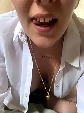 anonyme hot47 online show from October 31, 2025, 8:44 am